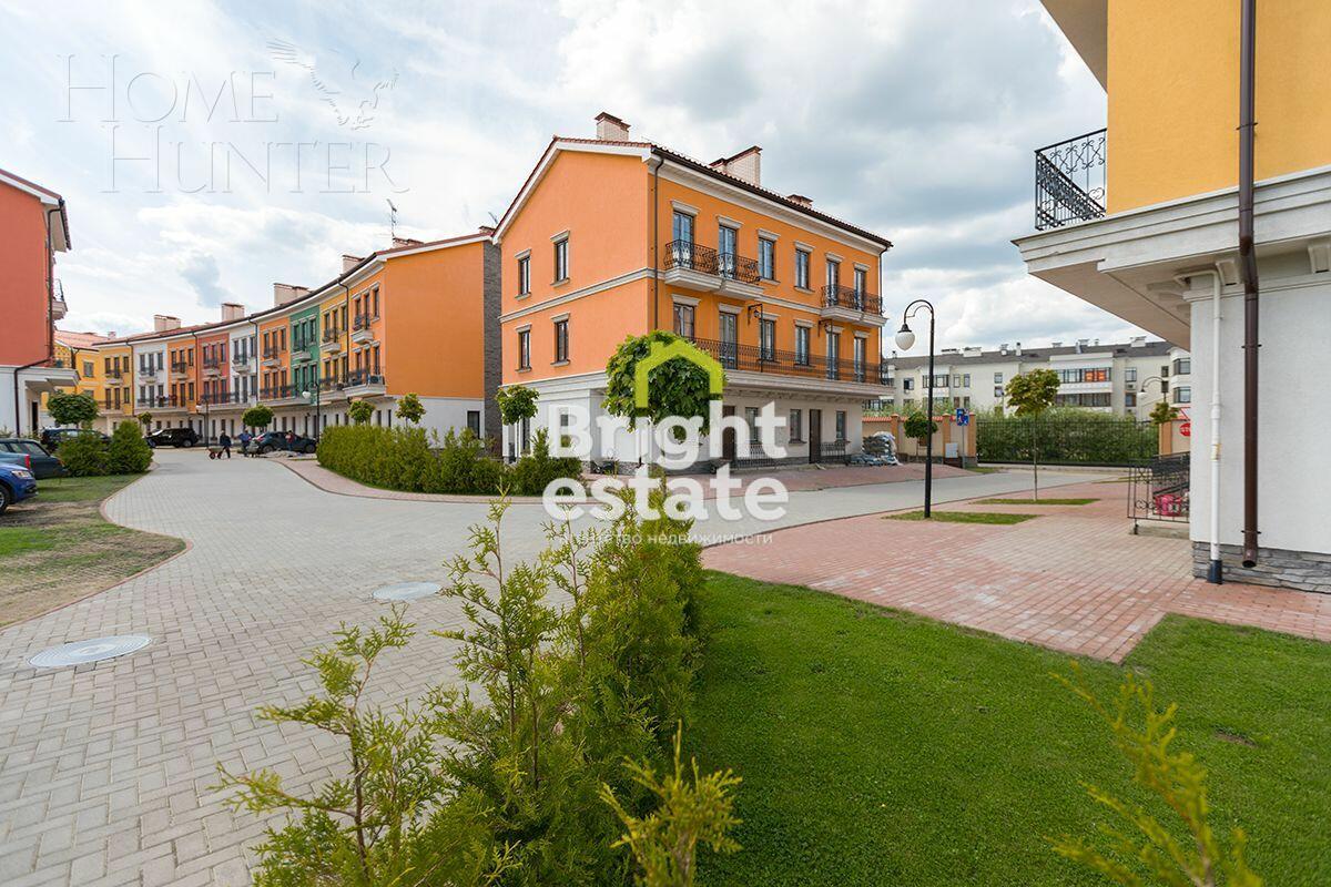 3-этажный таунхаус 230 м² с отделкой