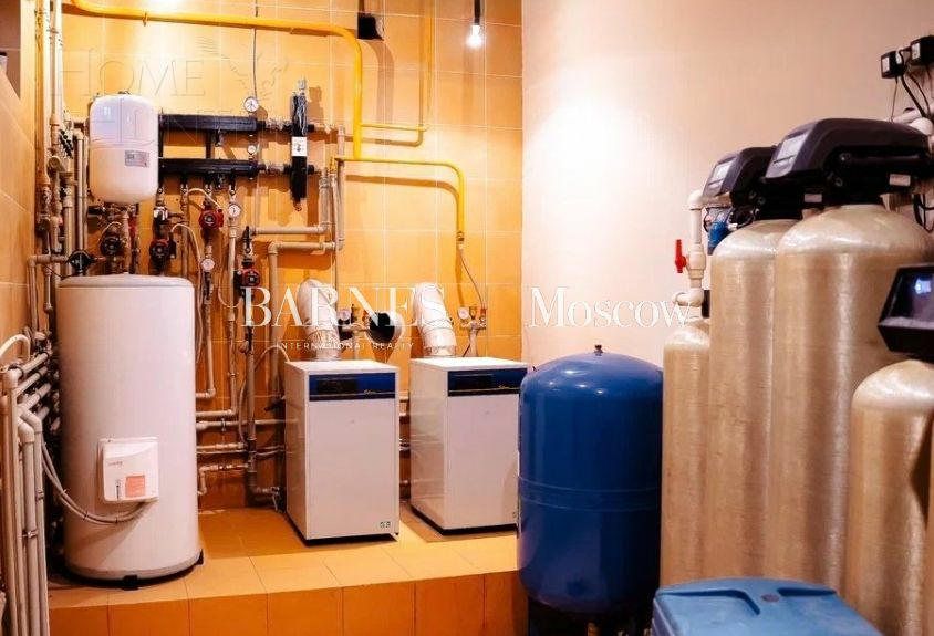 2-этажный коттедж 550 м² с отделкой