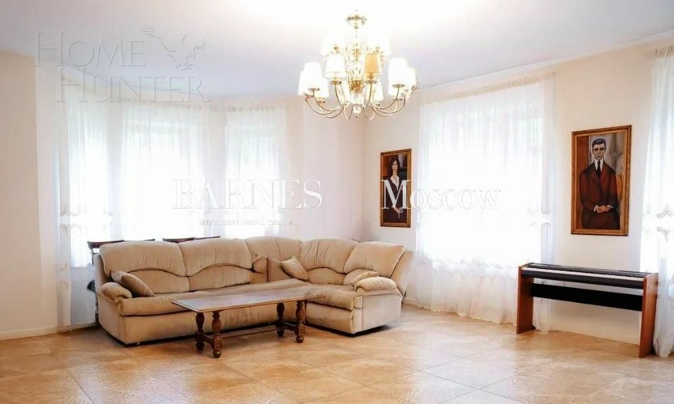 2-этажный коттедж 550 м² с отделкой