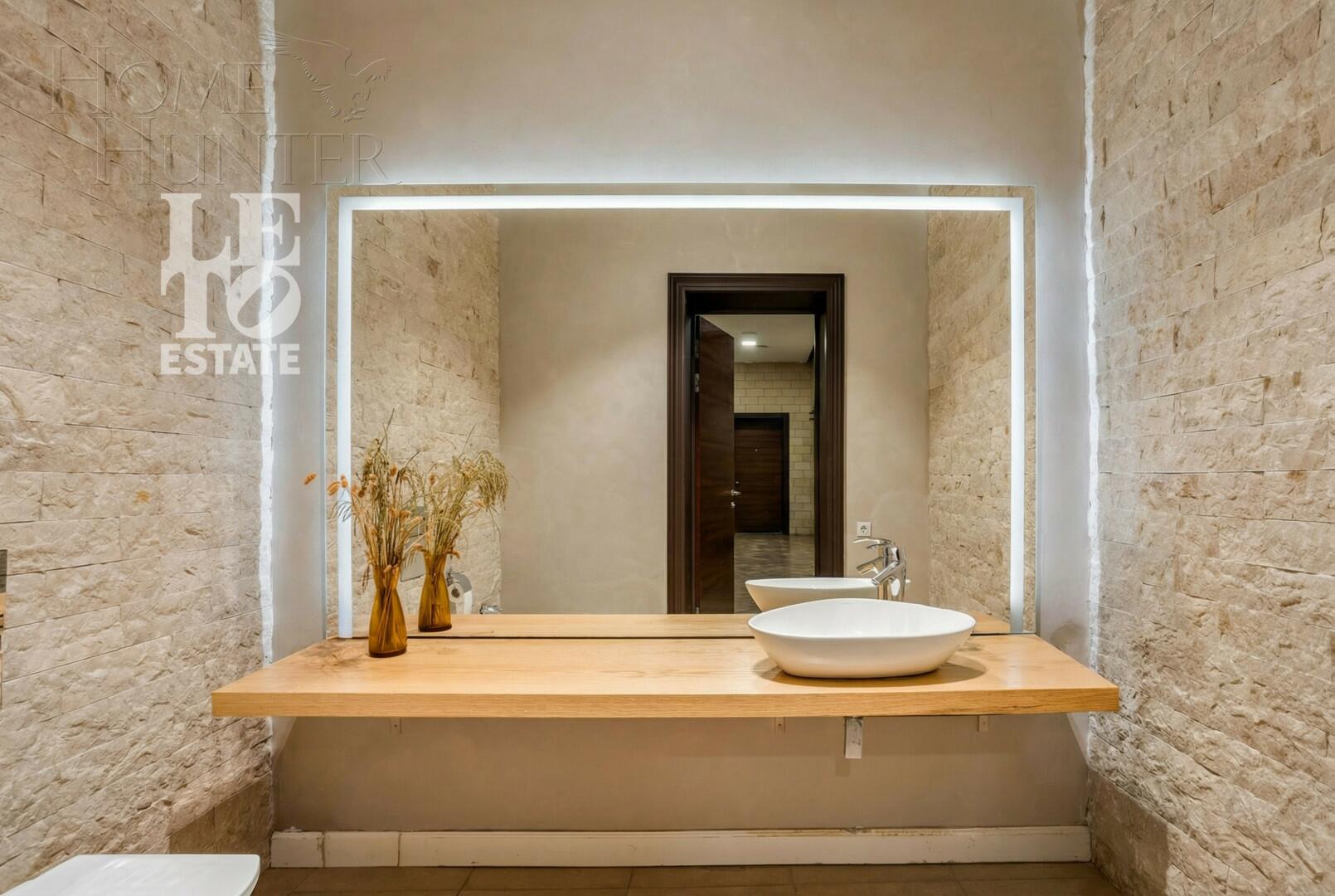 2-этажный коттедж 3 550 м² с отделкой