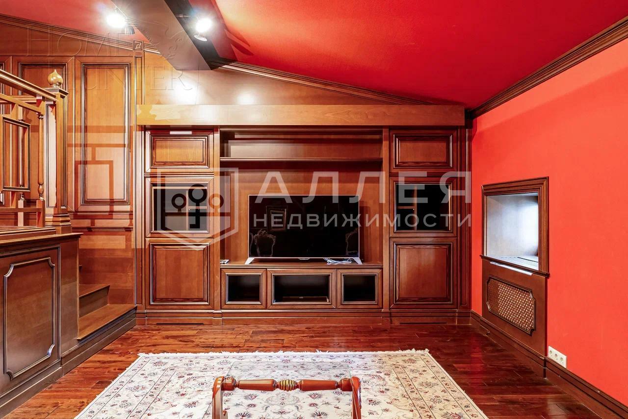 2-этажный коттедж 640 м² с отделкой