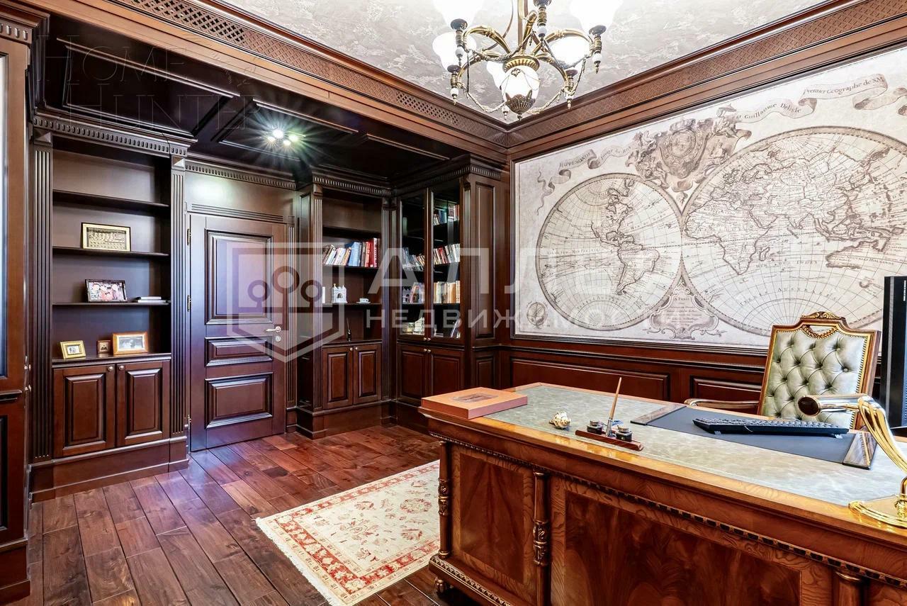 2-этажный коттедж 640 м² с отделкой