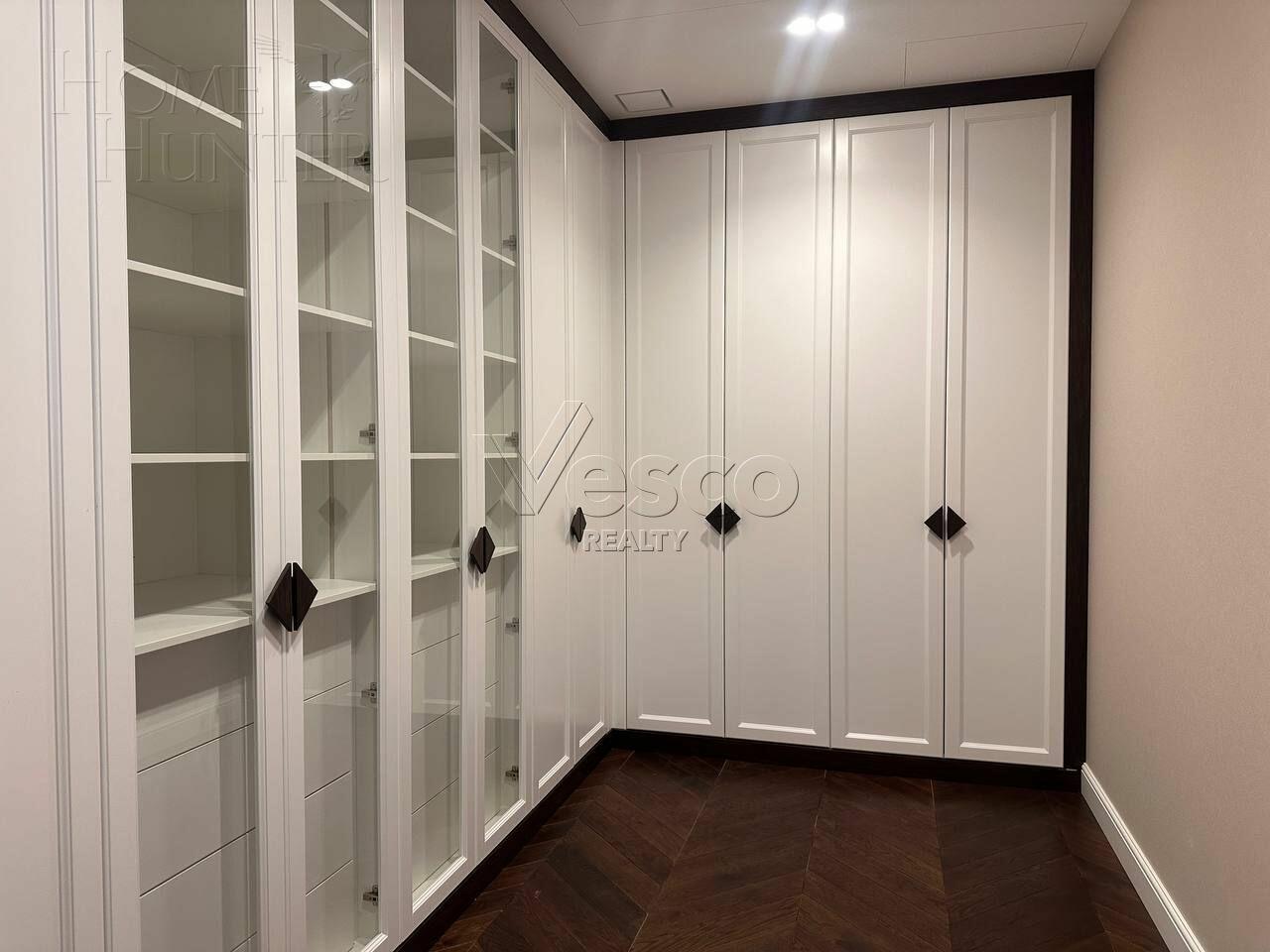 2-этажный коттедж 590 м² с отделкой