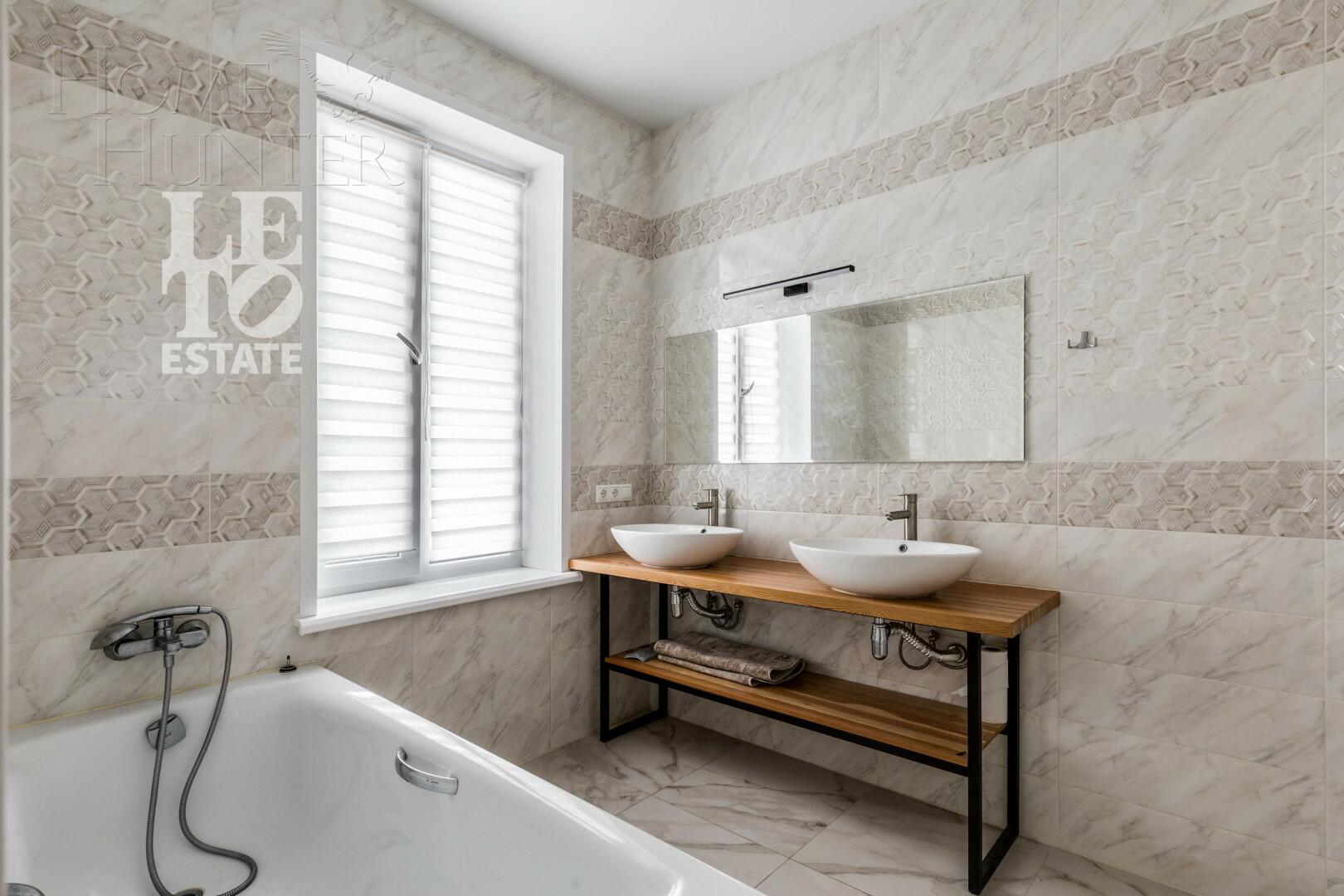 2-этажный коттедж 440 м² с отделкой