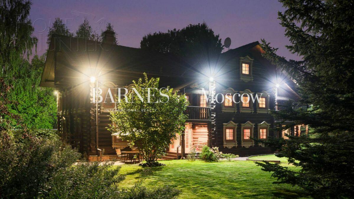 2-этажный коттедж 620 м² с отделкой