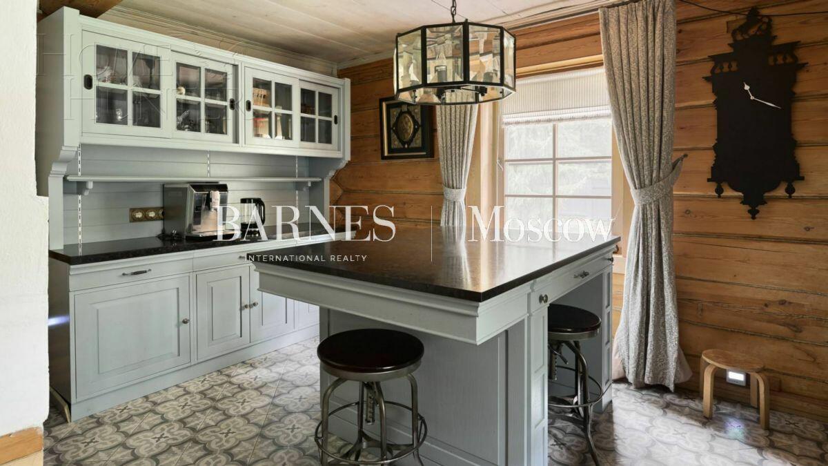 2-этажный коттедж 620 м² с отделкой