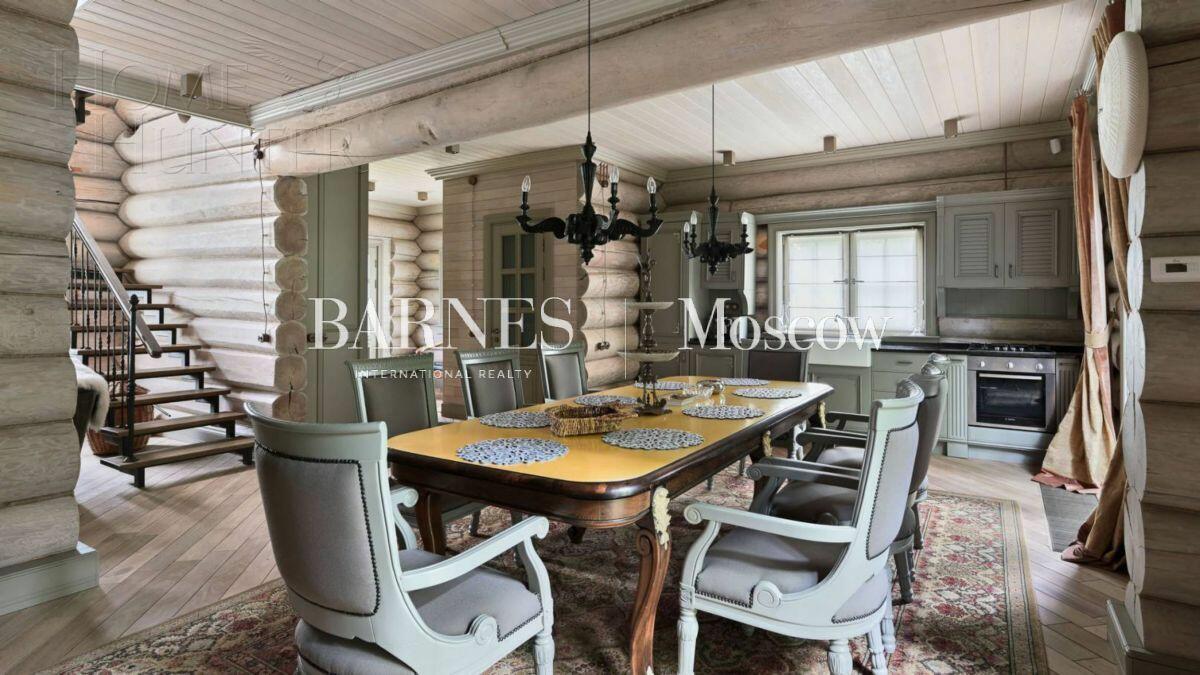 2-этажный коттедж 620 м² с отделкой