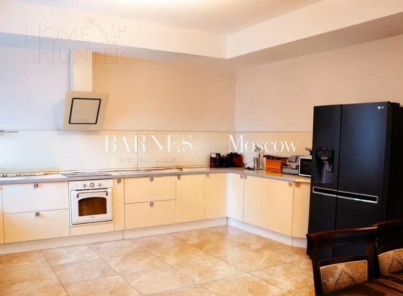 2-этажный коттедж 550 м² с отделкой