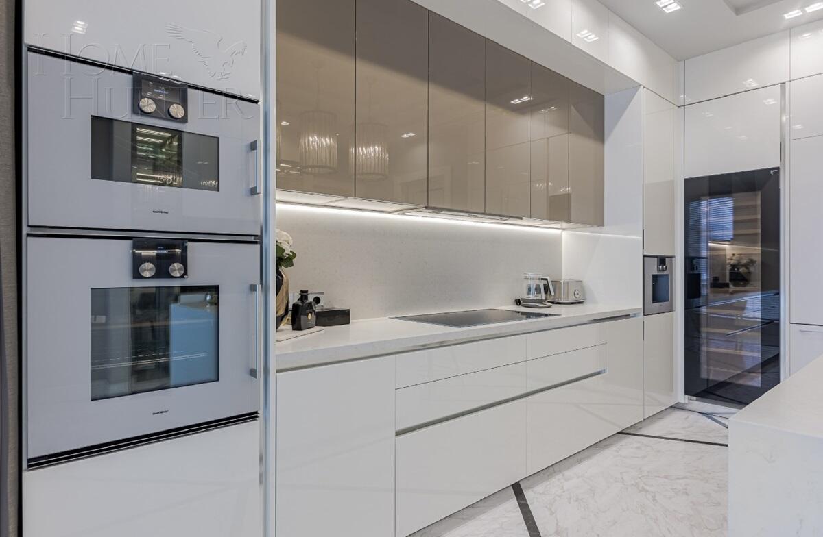 3-КОМН. КВАРТИРА С ОТДЕЛКОЙ 218 М² НА 2 ЭТАЖЕ