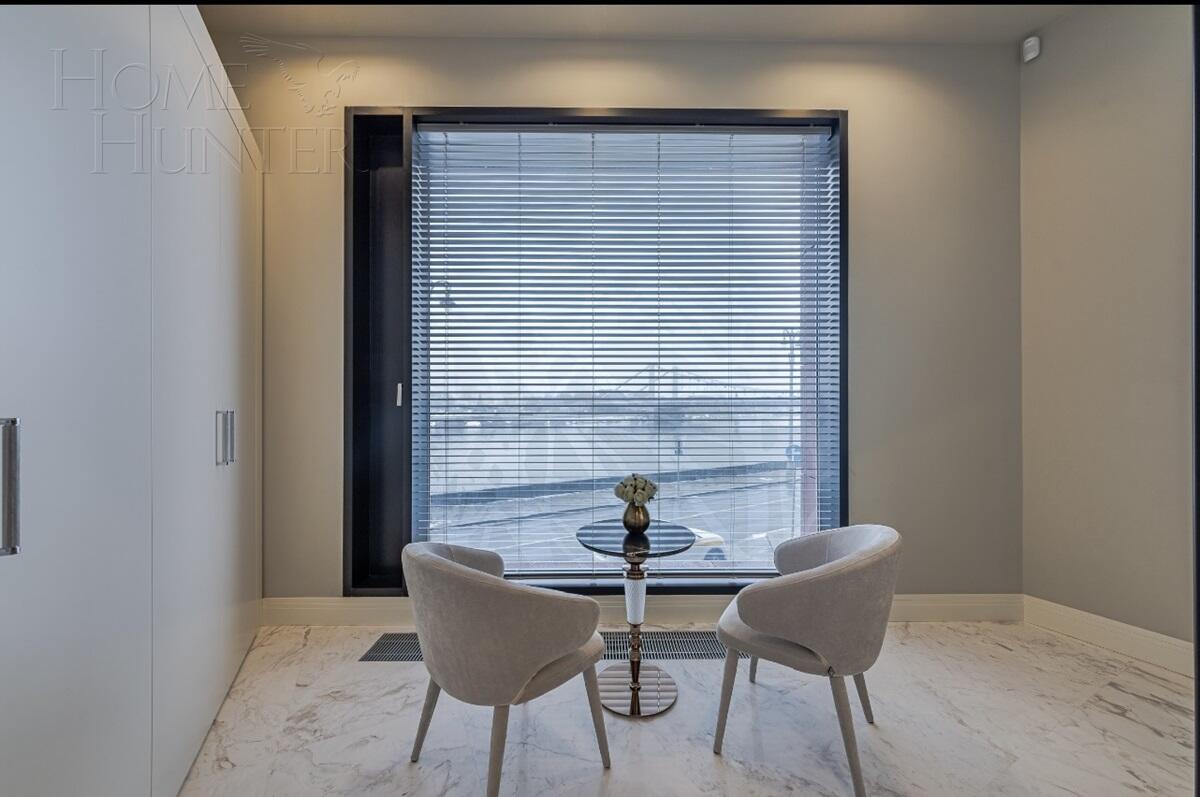 3-КОМН. КВАРТИРА С ОТДЕЛКОЙ 218 М² НА 2 ЭТАЖЕ