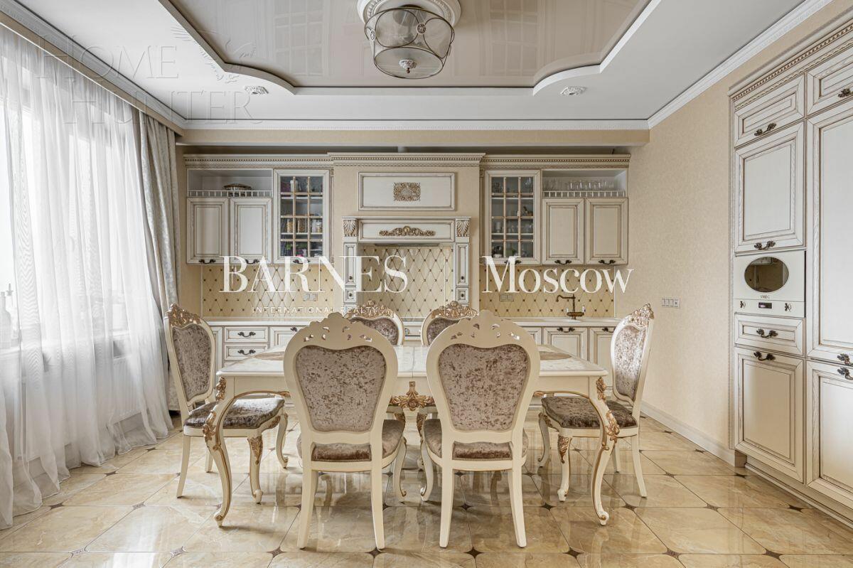 3-КОМН. КВАРТИРА С ОТДЕЛКОЙ 166 М² НА 11 ЭТАЖЕ