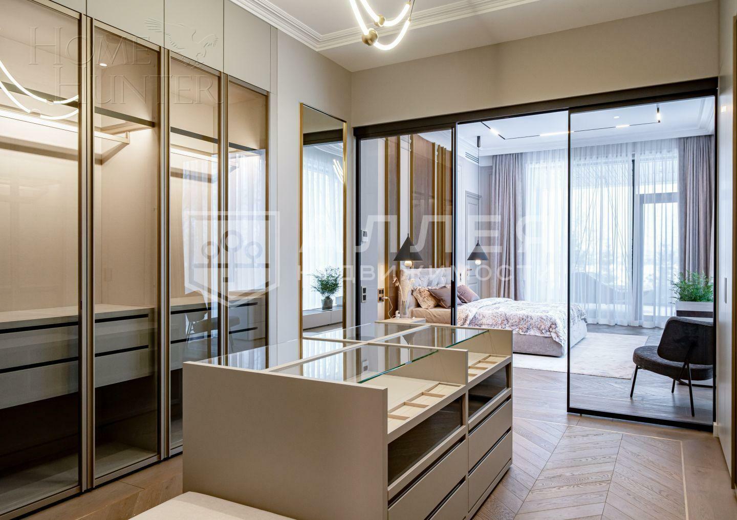 2-этажный коттедж 835 м² с отделкой