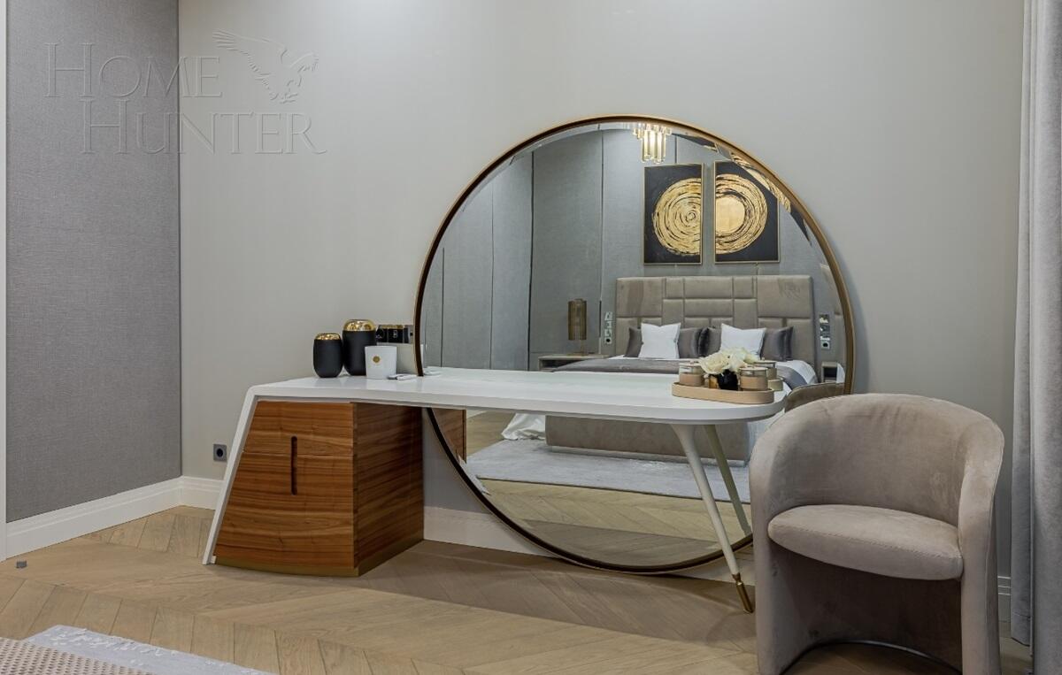 3-КОМН. КВАРТИРА С ОТДЕЛКОЙ 218 М² НА 2 ЭТАЖЕ