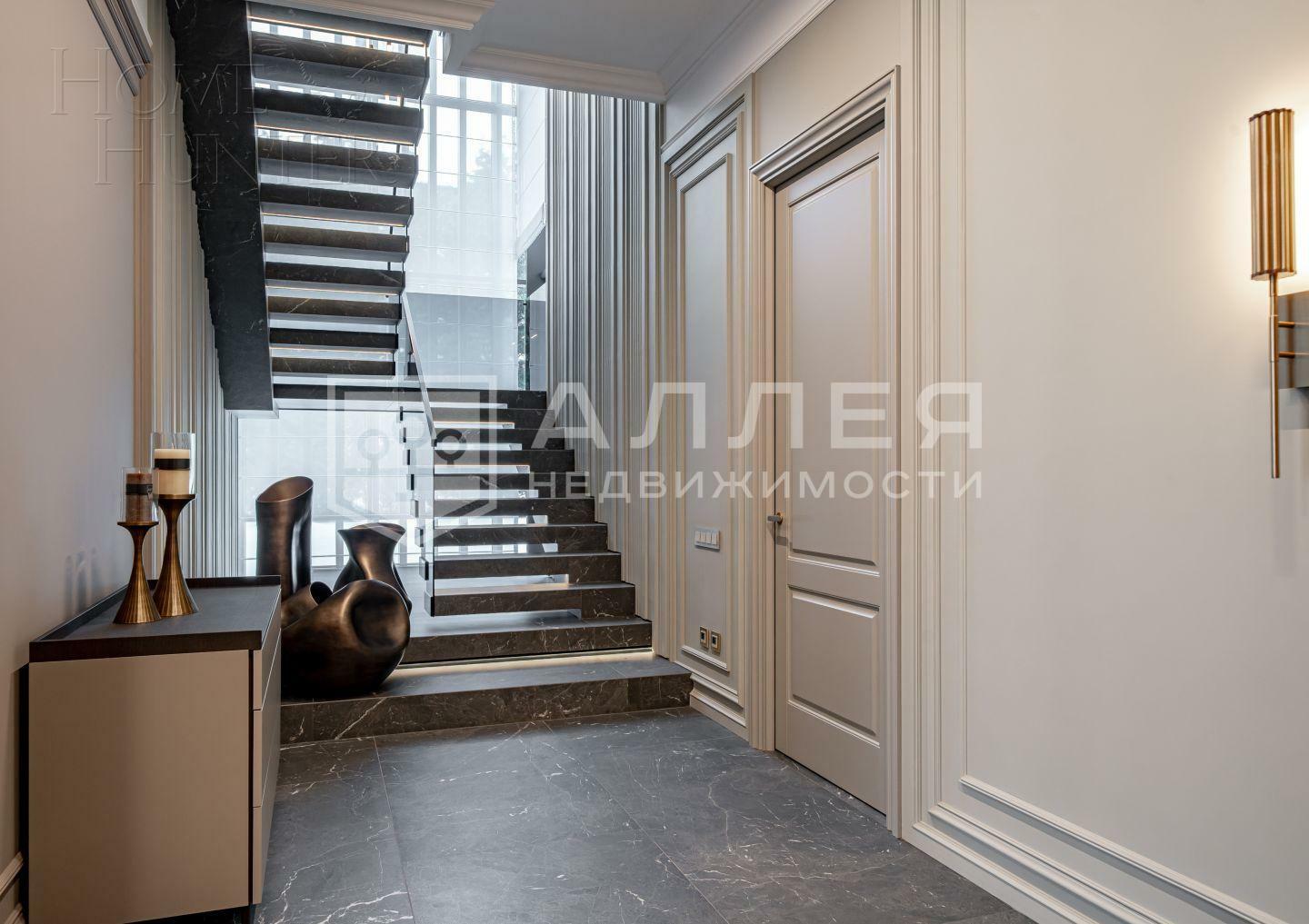 2-этажный коттедж 835 м² с отделкой