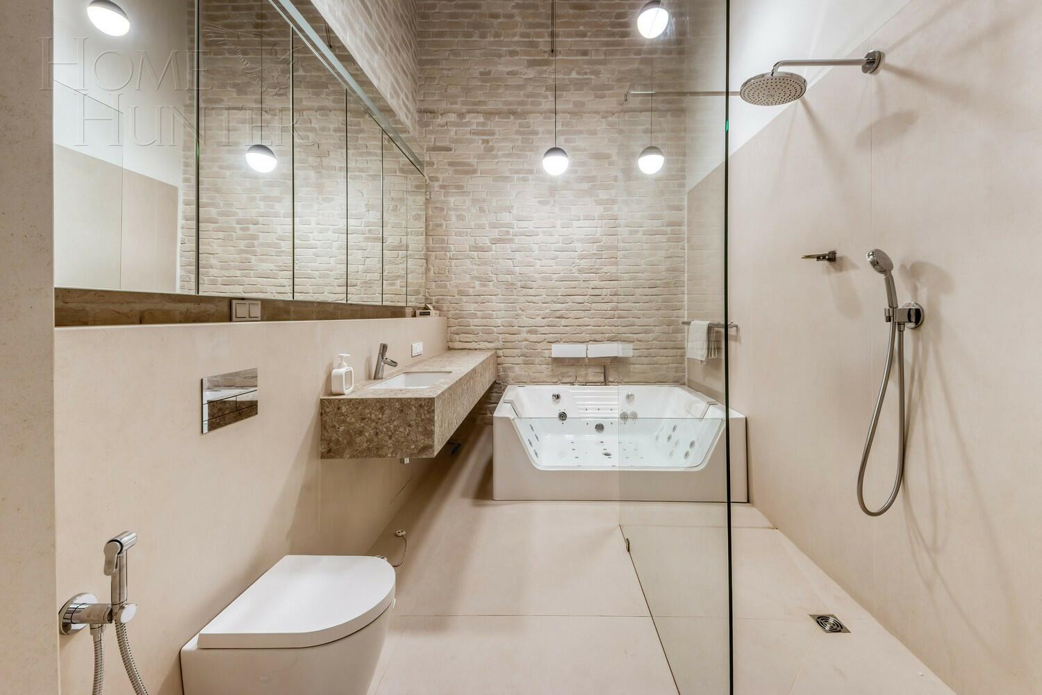 2-УРОВНЕВЫЙ ТАУНХАУС С ОТДЕЛКОЙ 165 М² НА 1 ЭТАЖЕ