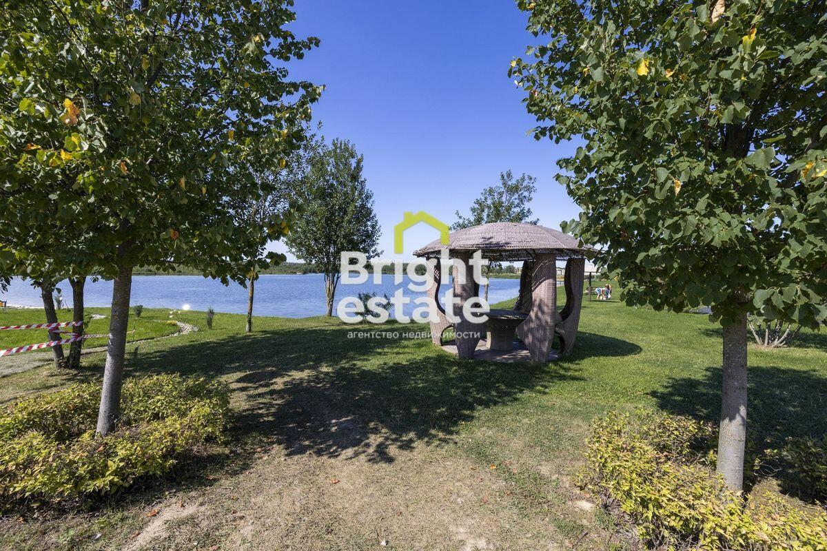 Участок 10.6 сот. в охраняемом поселке