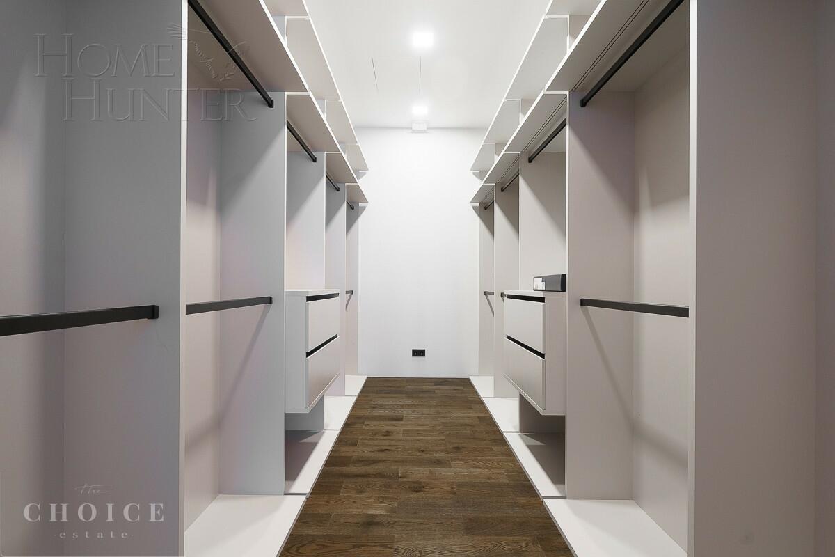 2-этажный коттедж 500 м² с отделкой