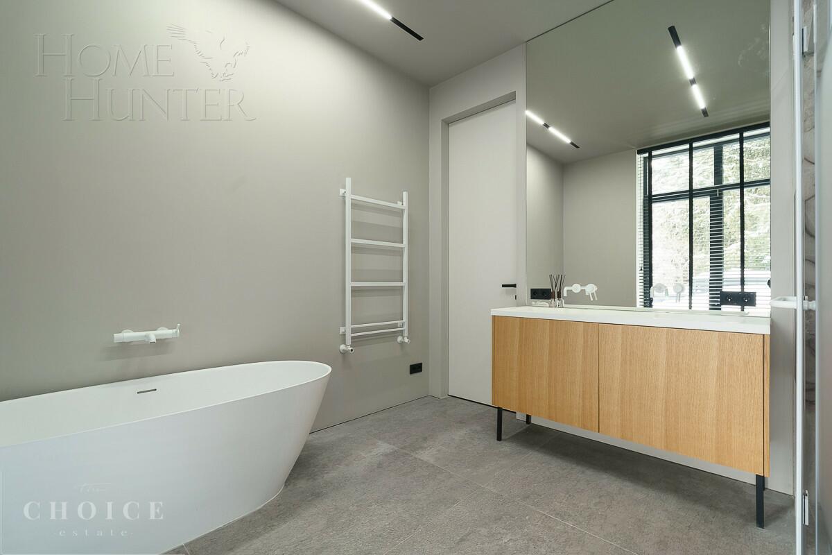 2-этажный коттедж 500 м² с отделкой