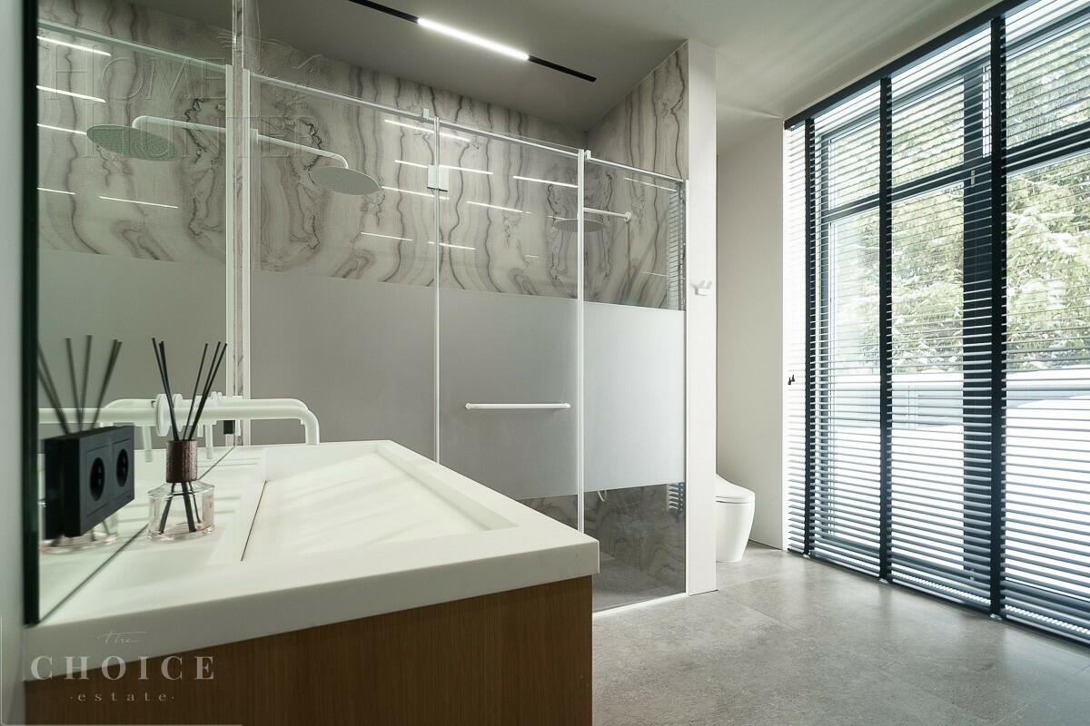 2-этажный коттедж 500 м² с отделкой