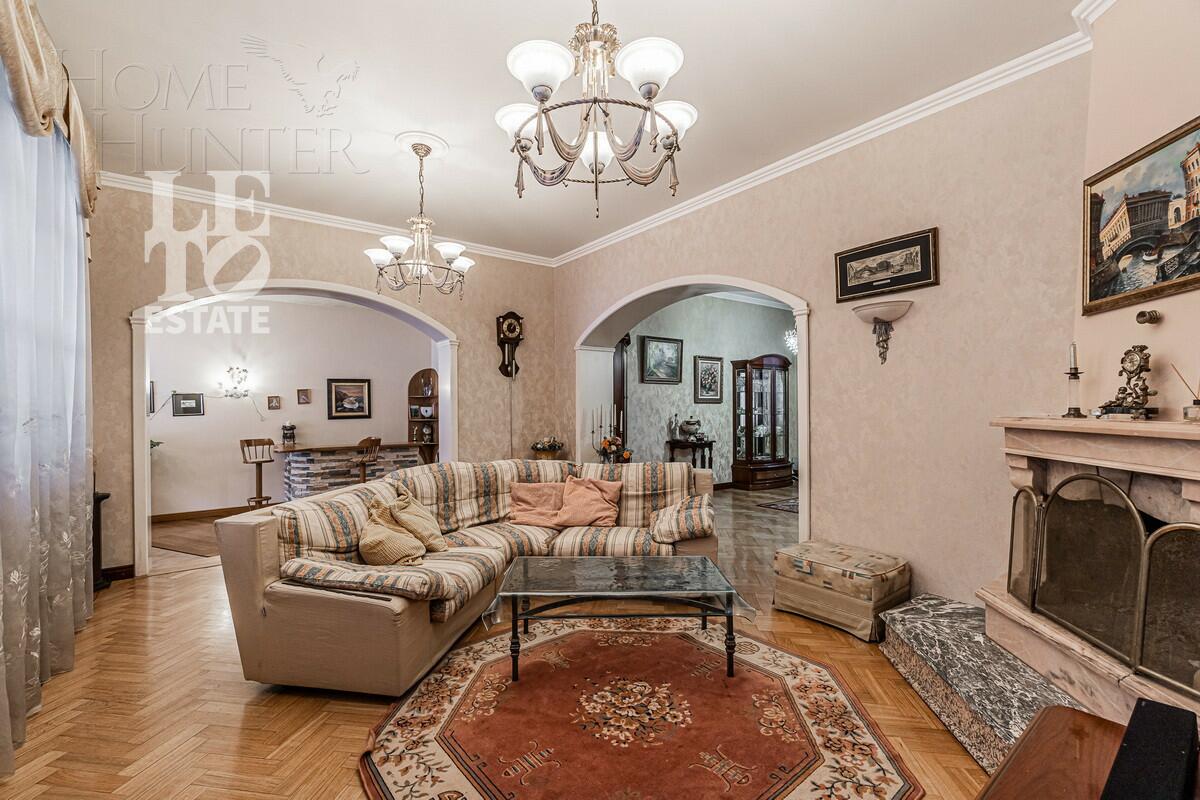 4-этажный коттедж 584 м² с отделкой