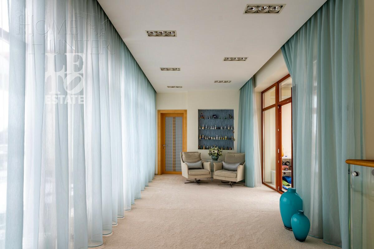 2-этажный коттедж 1 129 м² с отделкой