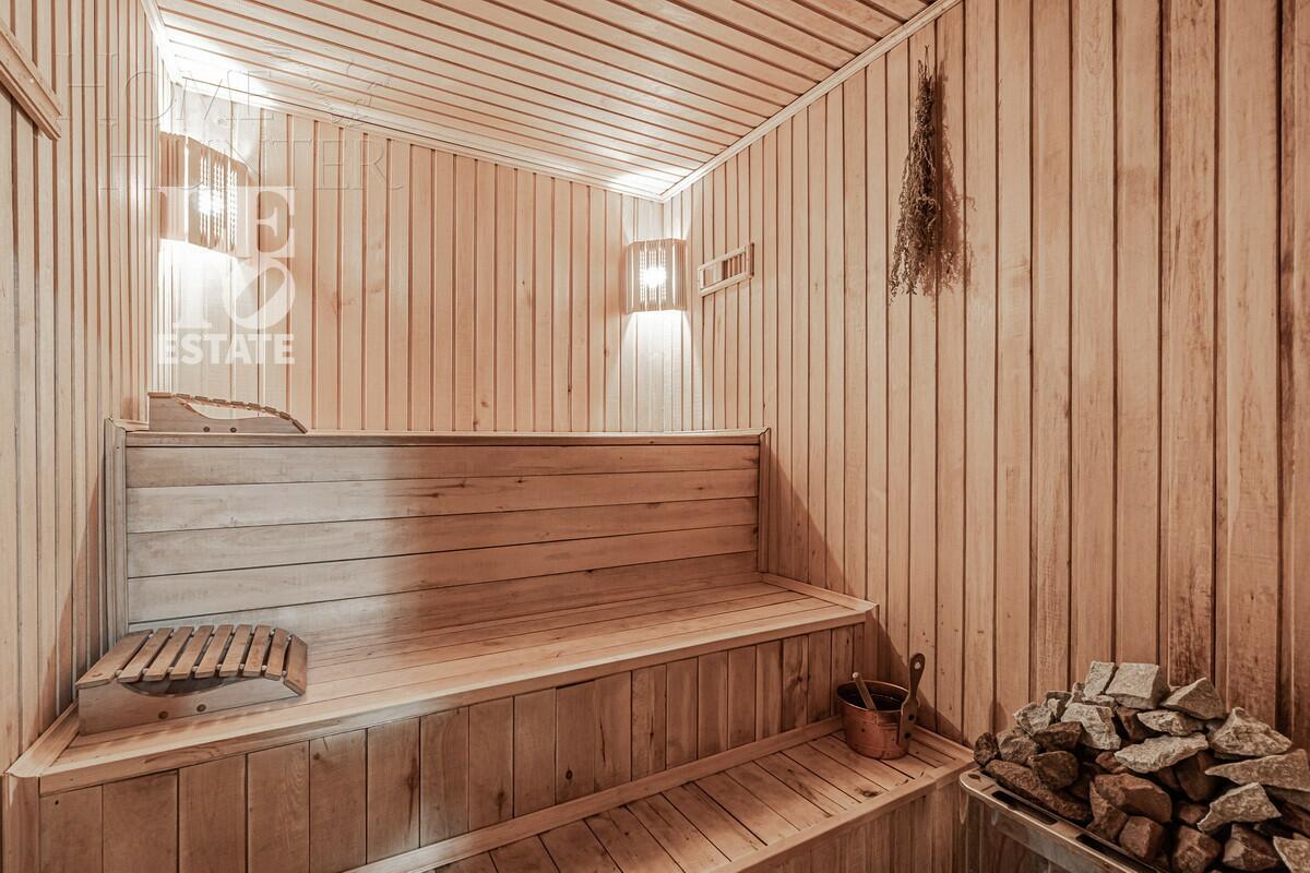 4-этажный коттедж 584 м² с отделкой