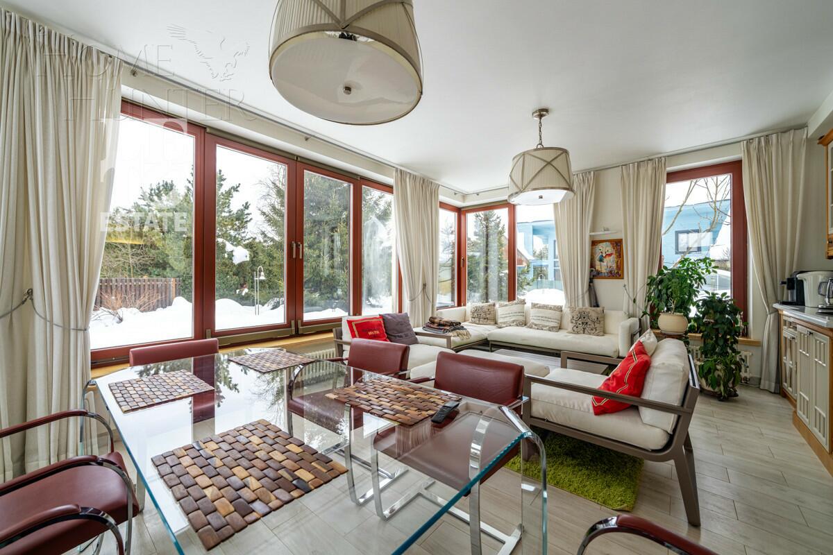 2-этажный коттедж 1 129 м² с отделкой