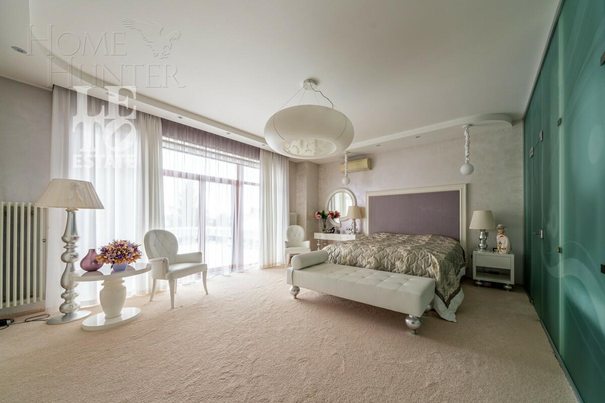 2-этажный коттедж 1 129 м² с отделкой