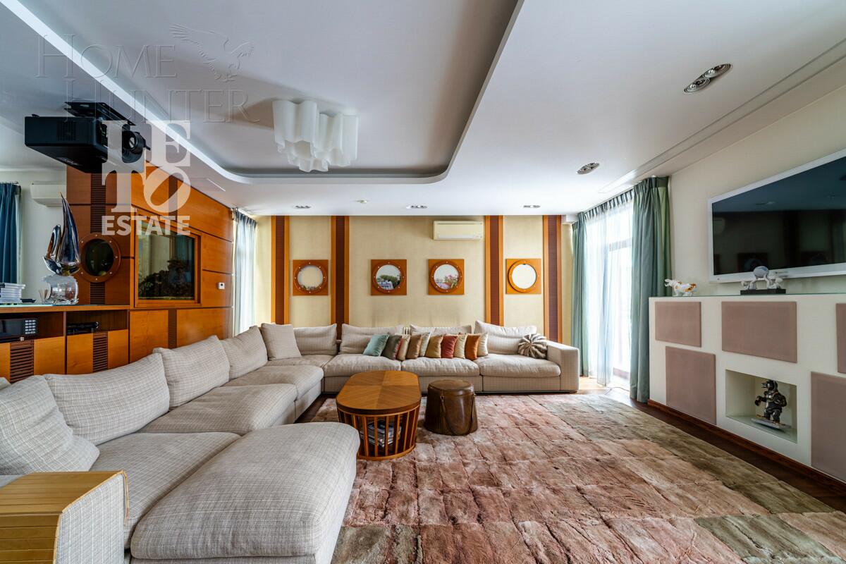 2-этажный коттедж 1 129 м² с отделкой