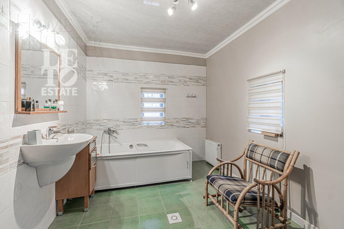 4-этажный коттедж 584 м² с отделкой