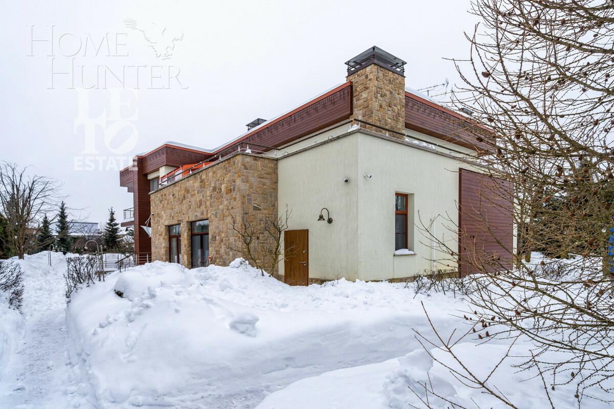 2-этажный коттедж 1 129 м² с отделкой