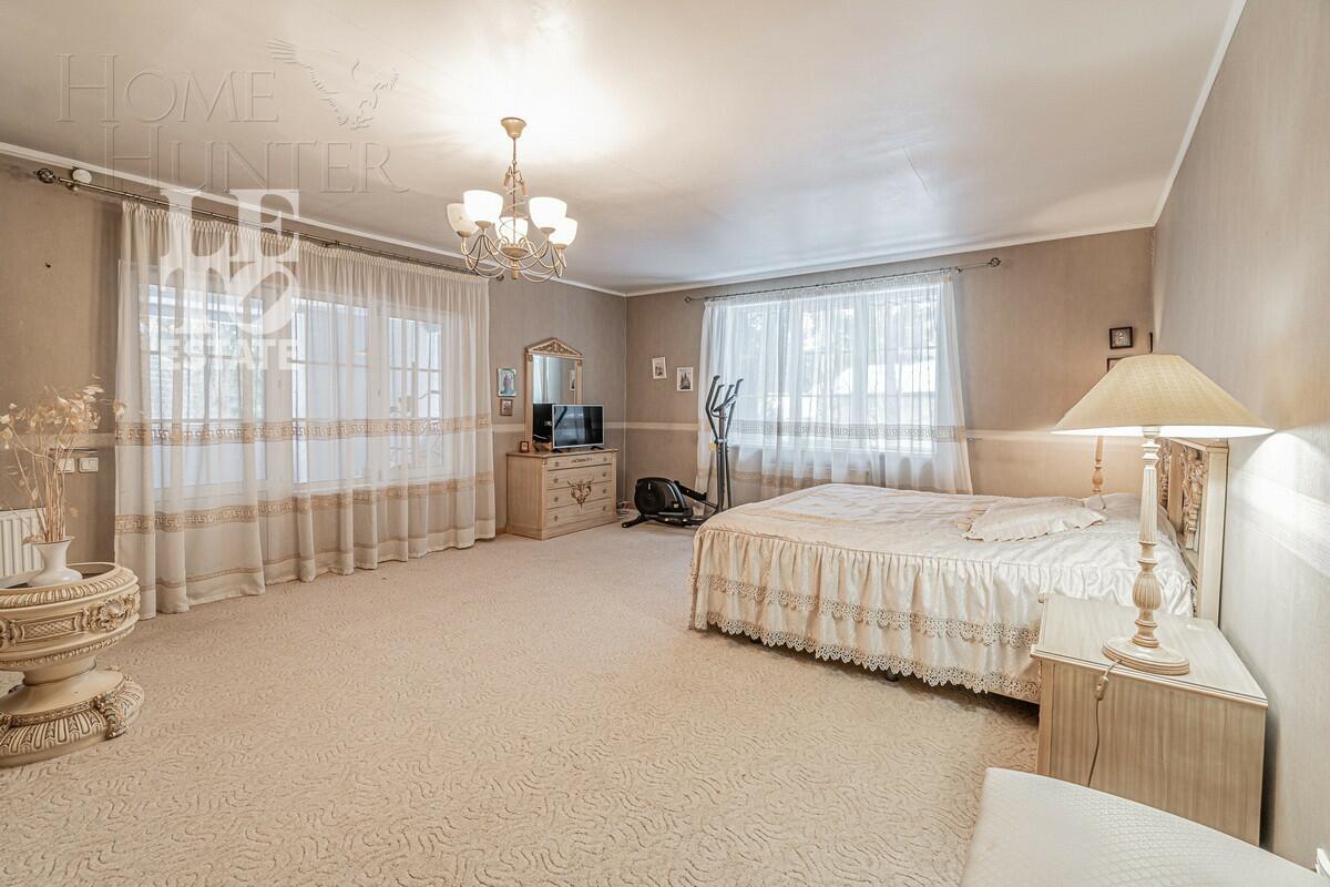 4-этажный коттедж 584 м² с отделкой