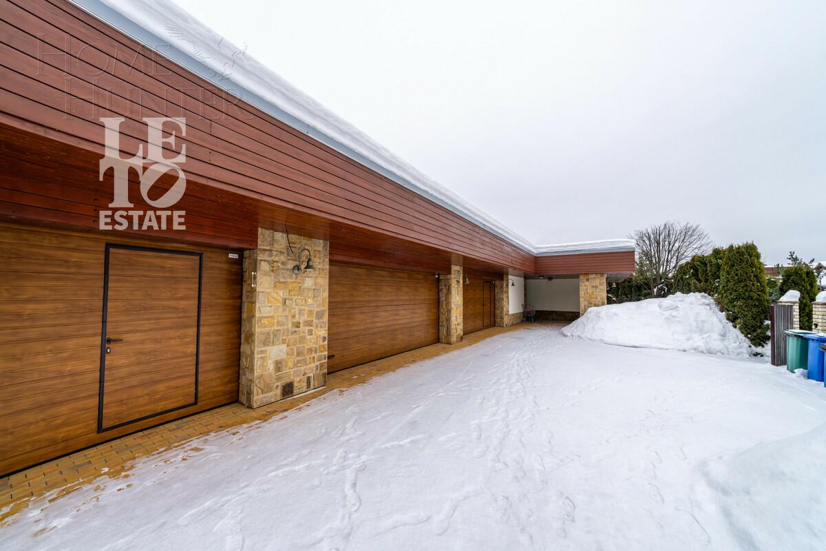 2-этажный коттедж 1 129 м² с отделкой