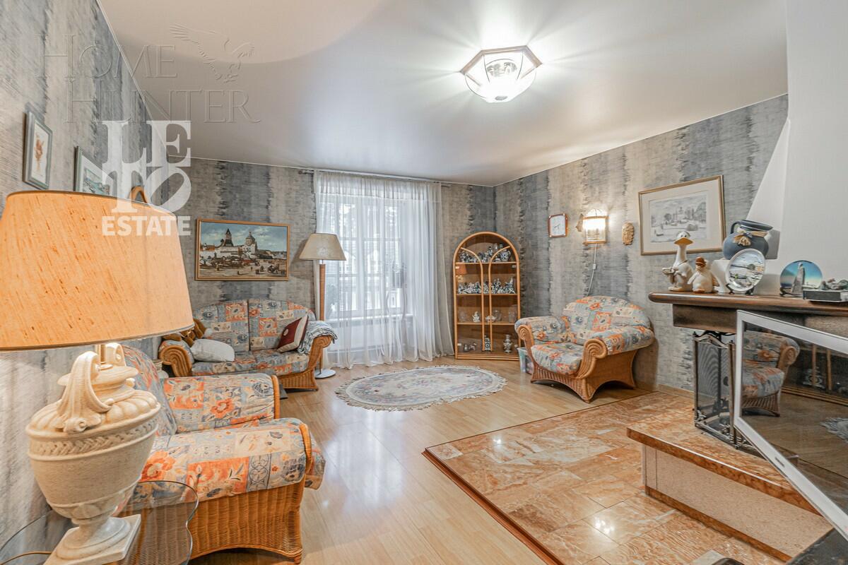 4-этажный коттедж 584 м² с отделкой