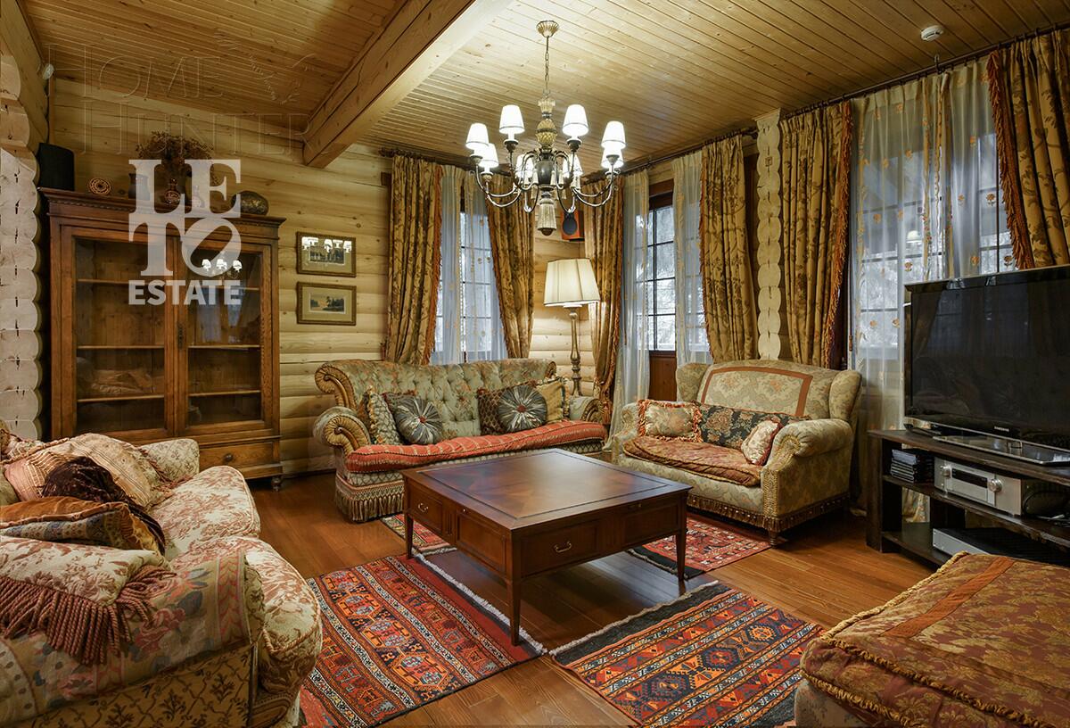 2-этажный коттедж 215.4 м² с отделкой