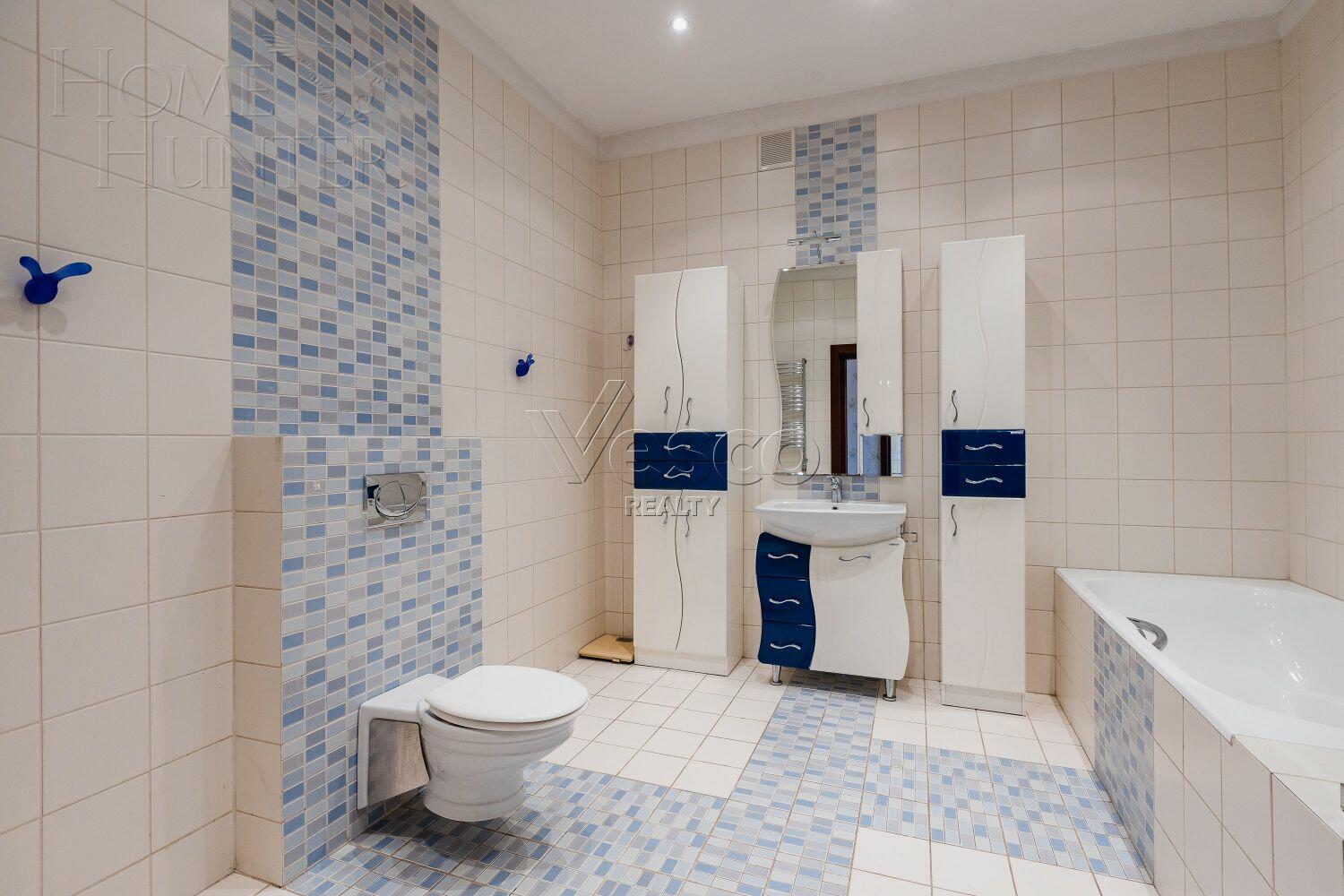 2-этажный коттедж 1 192 м² с отделкой