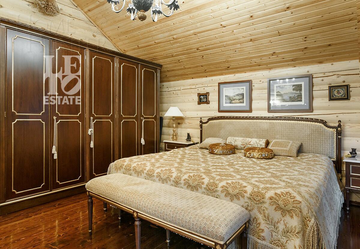 2-этажный коттедж 215.4 м² с отделкой