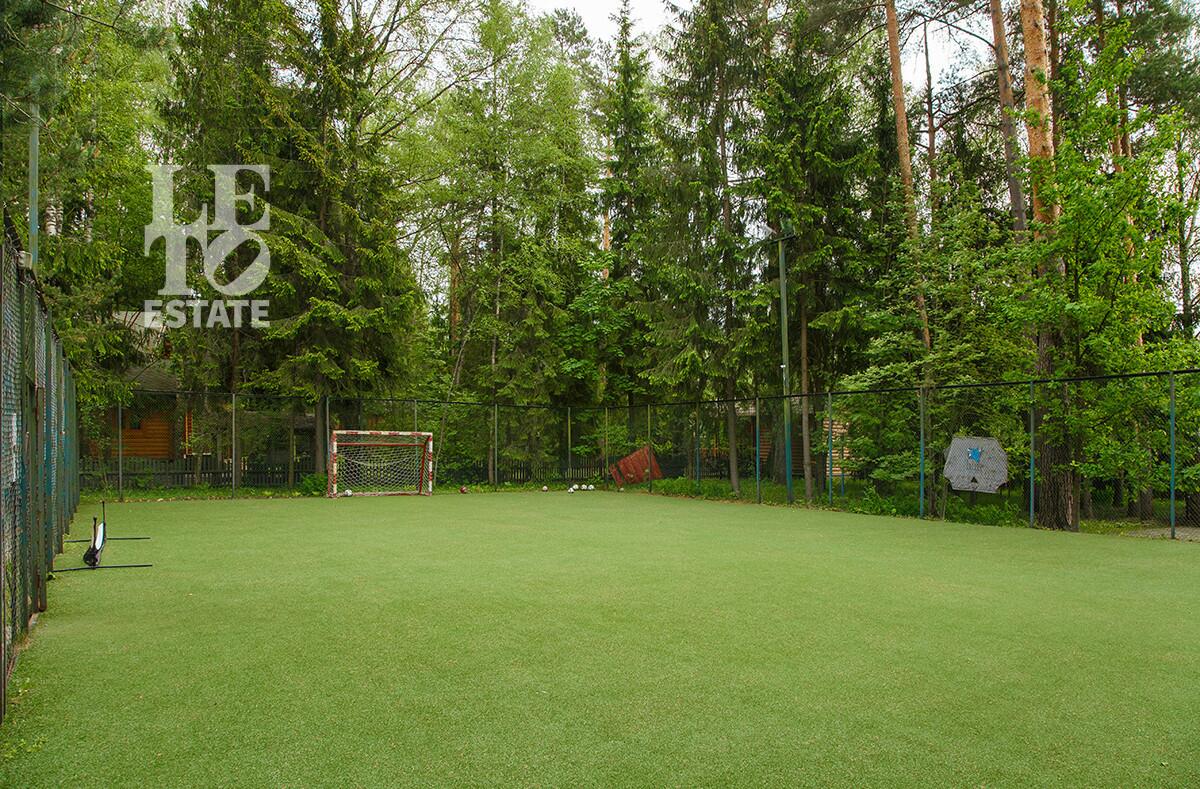 2-этажный коттедж 215.4 м² с отделкой