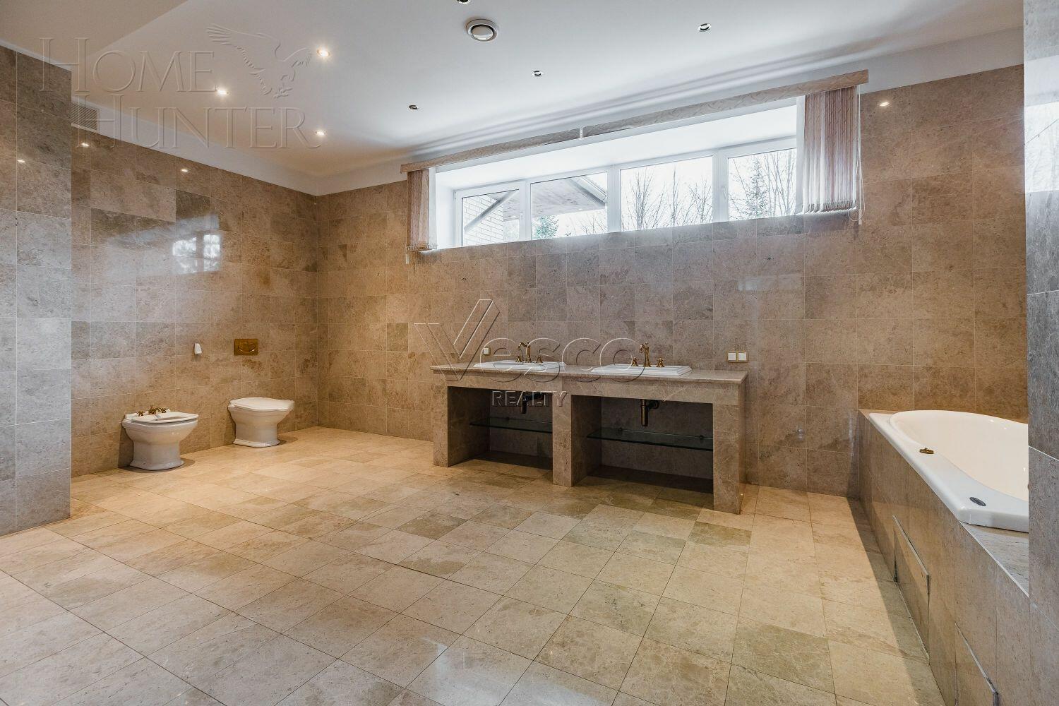 2-этажный коттедж 1 192 м² с отделкой