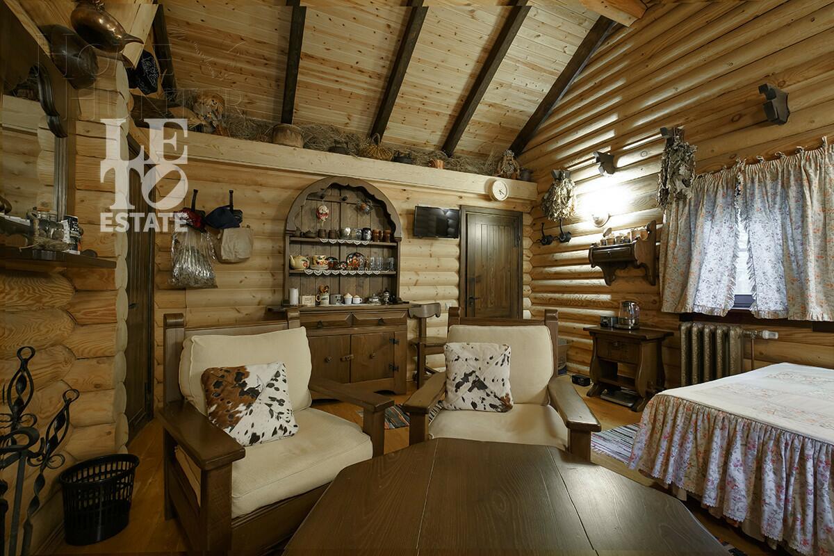 2-этажный коттедж 215.4 м² с отделкой