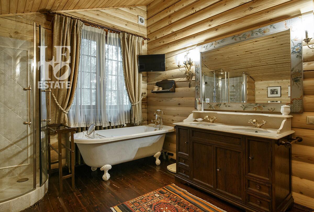 2-этажный коттедж 215.4 м² с отделкой