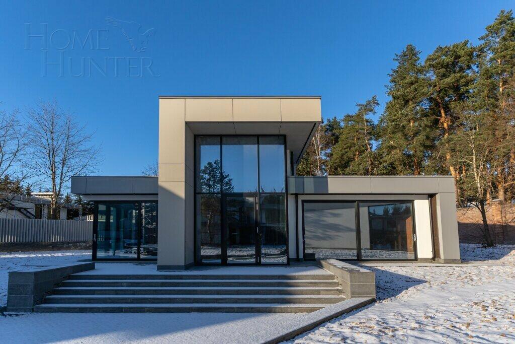 2-этажный коттедж 2 052 м² без отделки