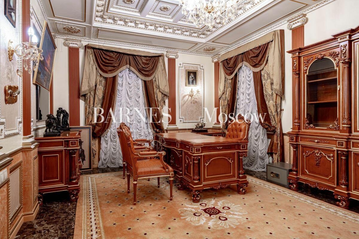 2-этажный коттедж 700 м² с отделкой