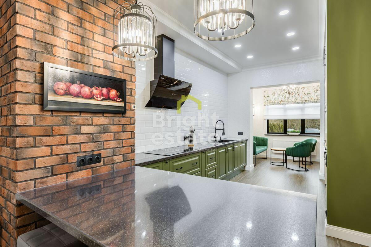 2-этажный таунхаус 170.5 м² с отделкой