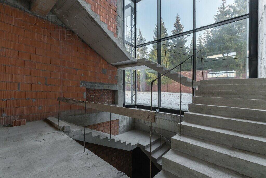 2-этажный коттедж 2 052 м² без отделки