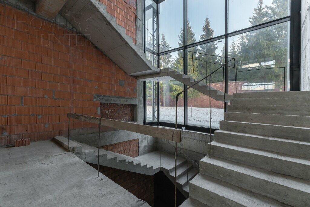 2-этажный коттедж 2 052 м² без отделки