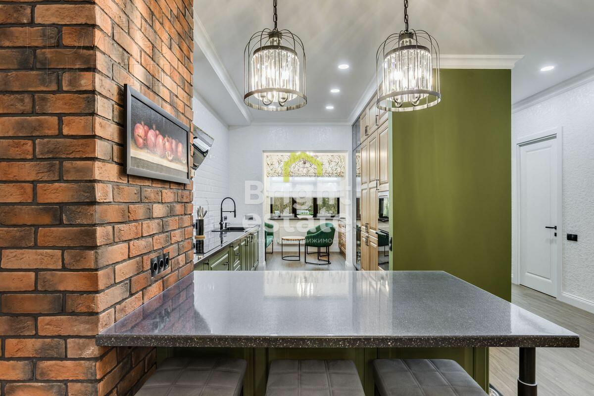 2-этажный таунхаус 170.5 м² с отделкой