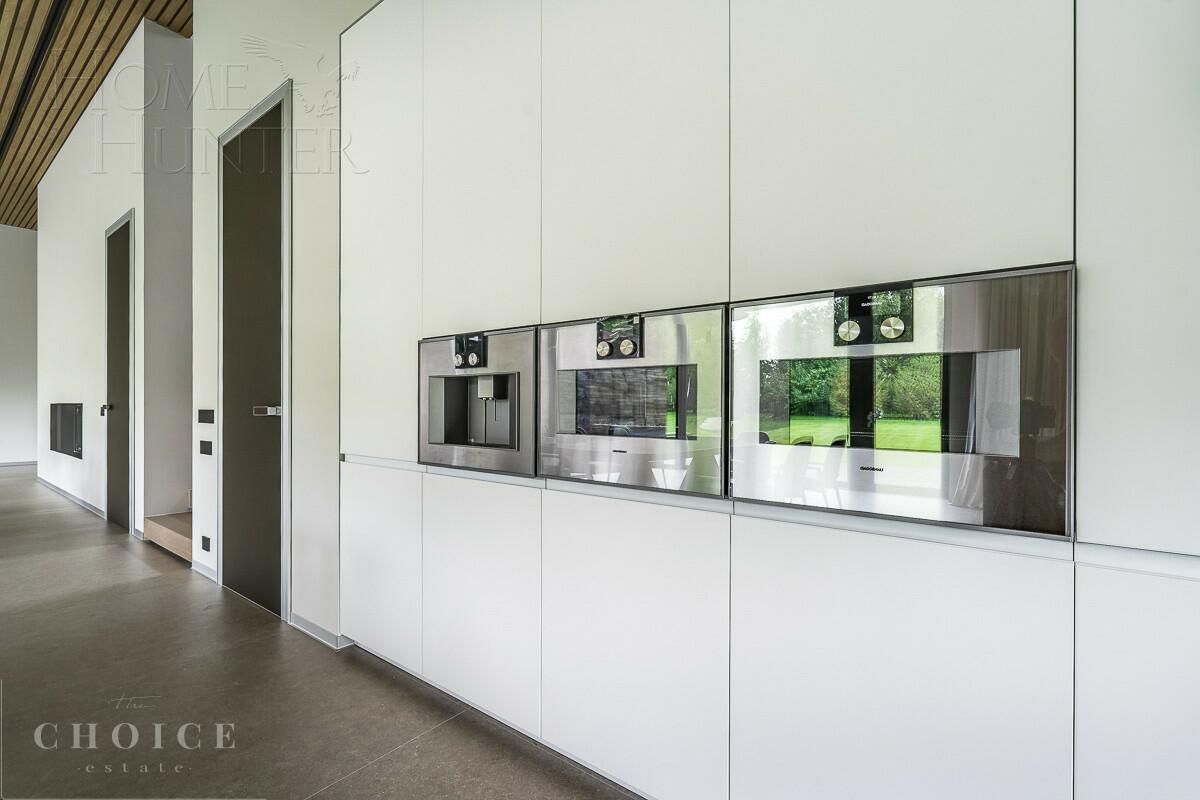 2-этажный коттедж 852 м² с отделкой