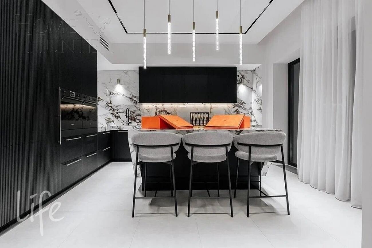 2-этажный коттедж 1 123 м² с отделкой