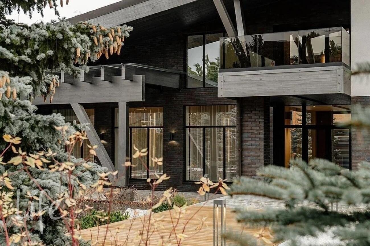 2-этажный коттедж 1 123 м² с отделкой